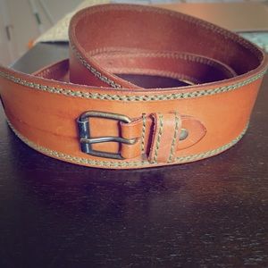 Linea Pelle belt size small